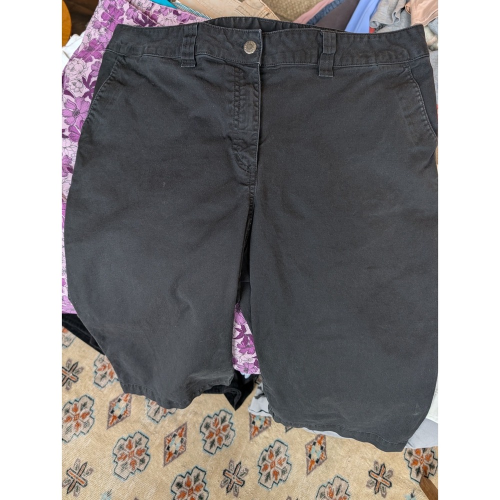French Laundry Women's Capris Size 16 Black Cotton Blend Inseam 16"